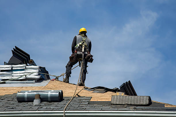 Professional Flat Roof Repair technician working in Woodside, CA
